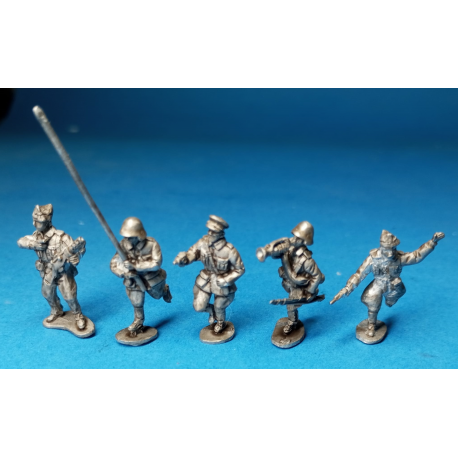 SCN05 - Nationalist command group and flag bearer