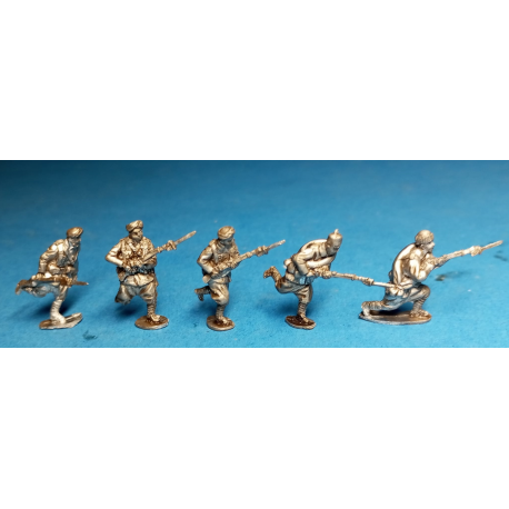 SCR01 - Moroccan regulars advancing